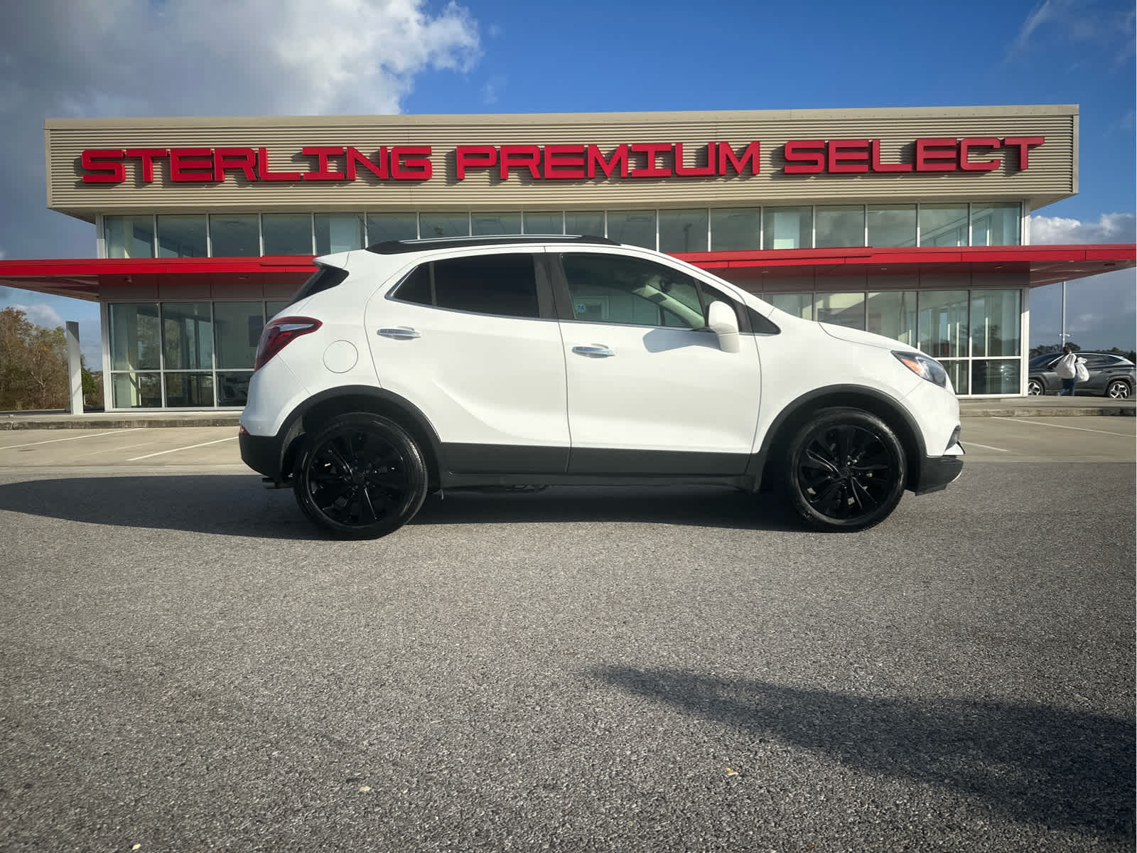 2020 Buick Encore Preferred's photo