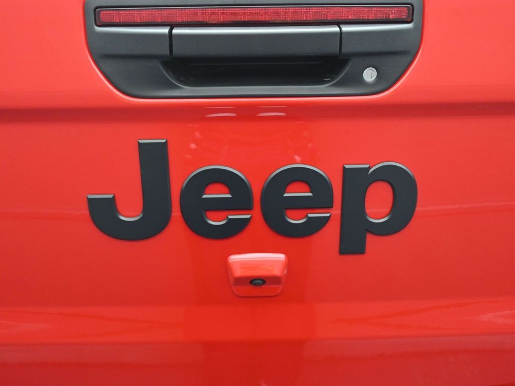 2025 Jeep Gladiator Sport photo 24