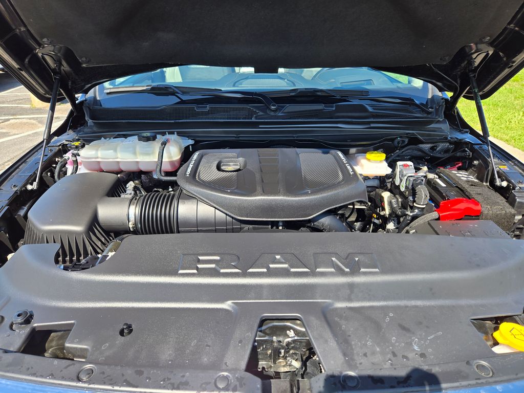 2025 Ram 1500 photo 33