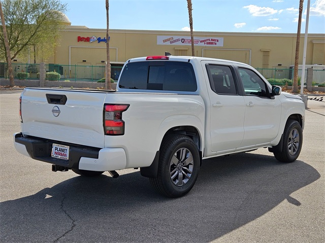 2025 Nissan Frontier SV photo 3