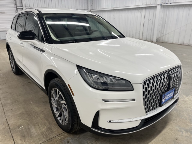 2023 Lincoln Corsair Base