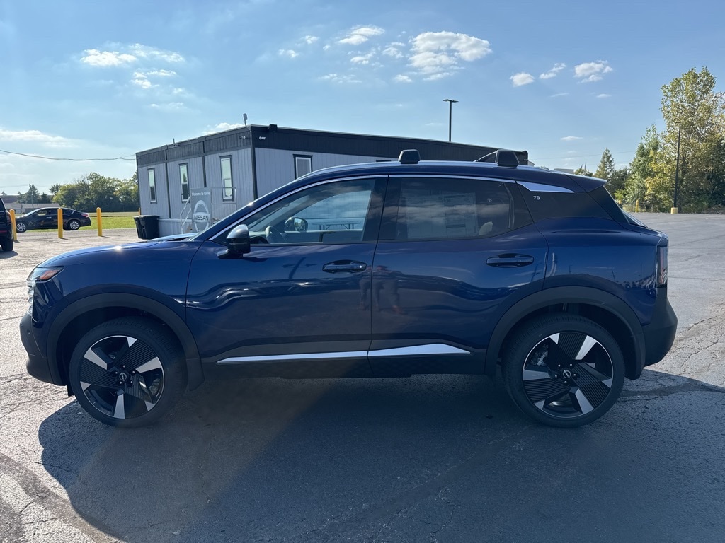 2026 Nissan Kicks SR photo 7