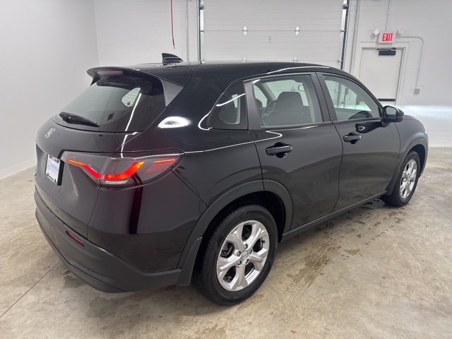 2023 Honda HR-V LX photo 4