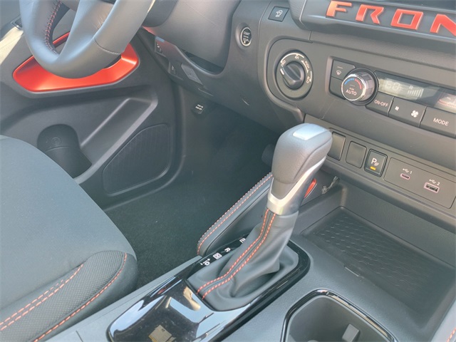 2025 Nissan Frontier PRO-4X photo 23