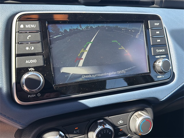 2025 Nissan Versa 1.6 SV photo 19