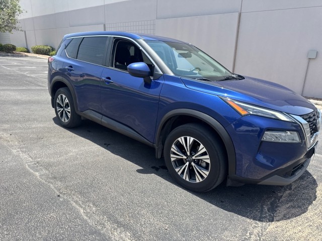 Used 2023 Caspian Blue Metallic Nissan SV image 8