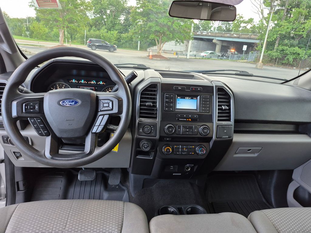 2018 Ford F-150 XLT photo 11