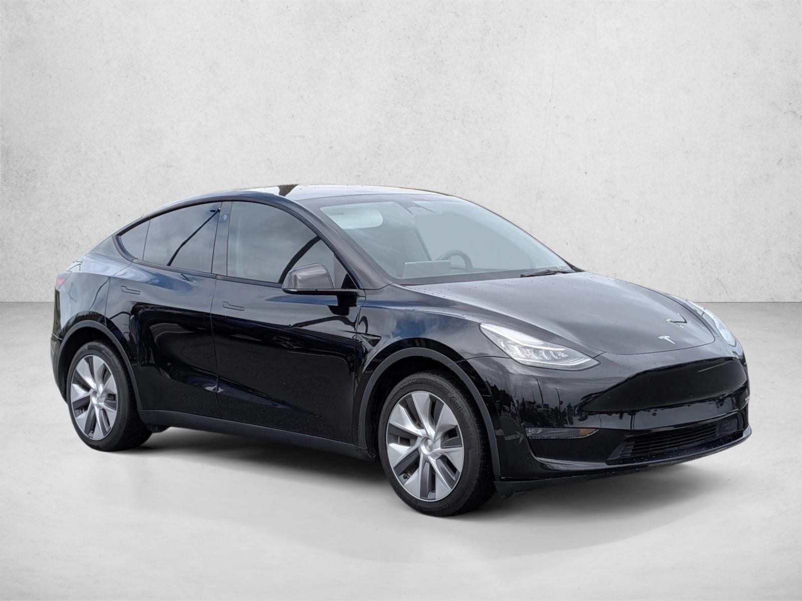 2023 Tesla Model Y Long Range photo 3