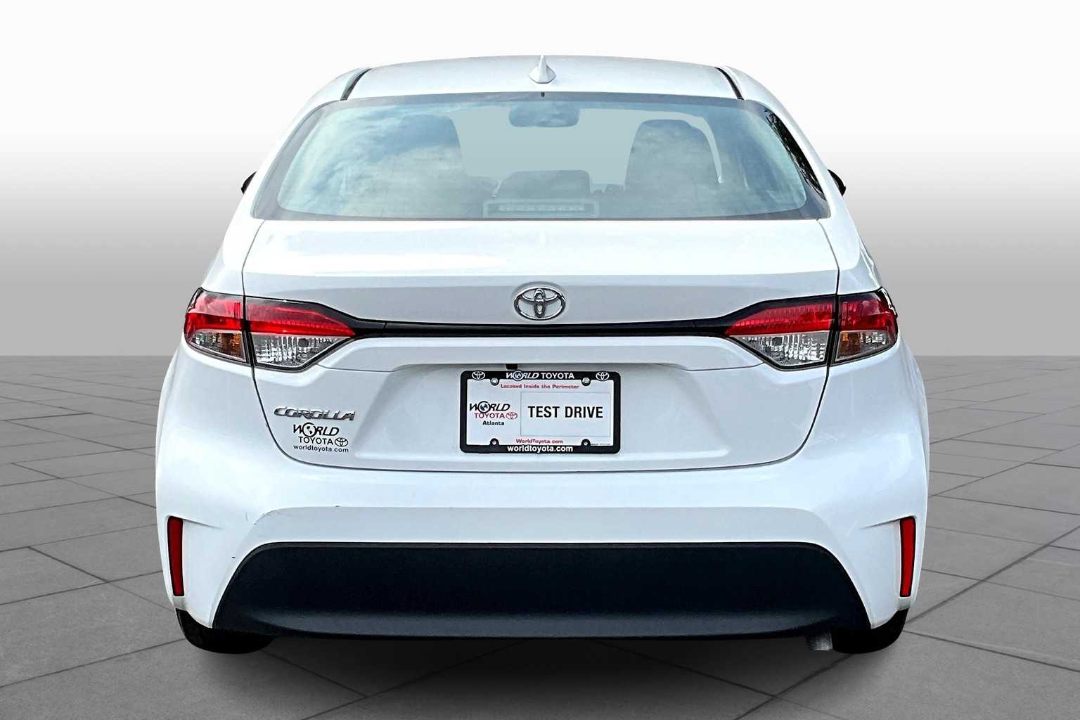 2023 Toyota Corolla LE photo 4
