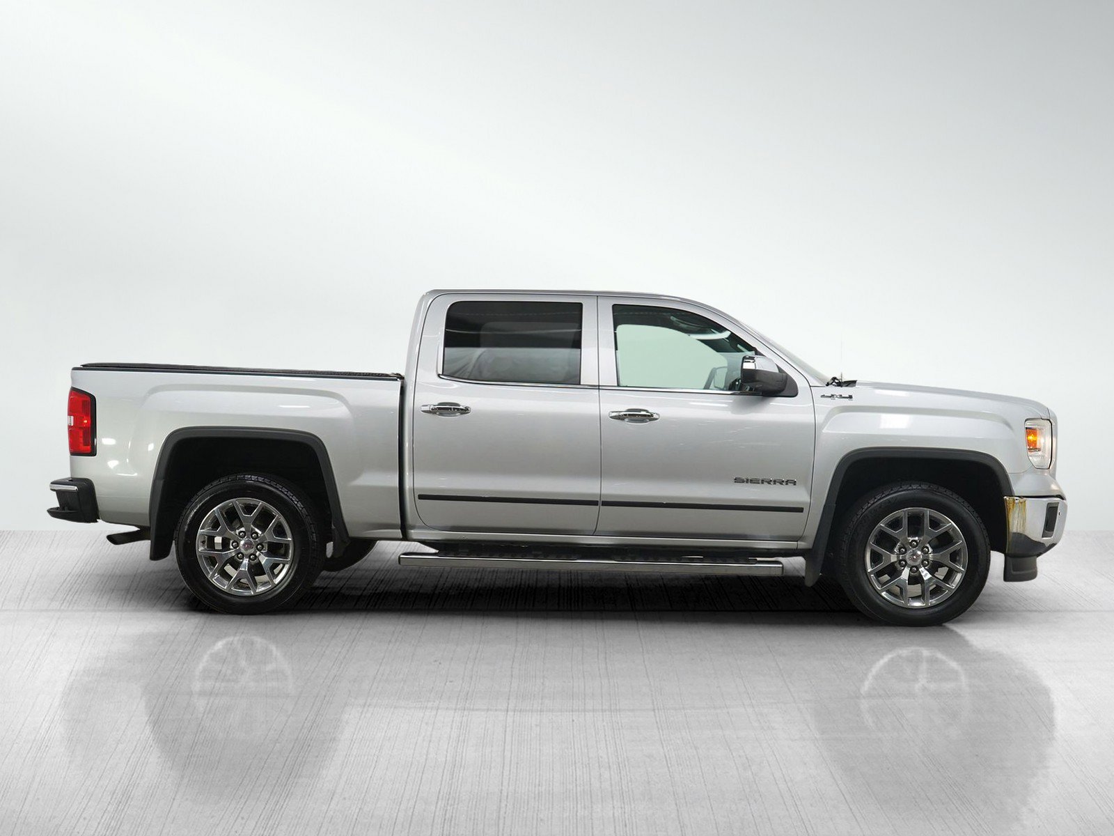 2015 Gmc Sierra 1500 SLT photo 3