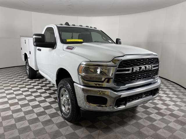 2024 Ram 2500 Tradesman photo 2
