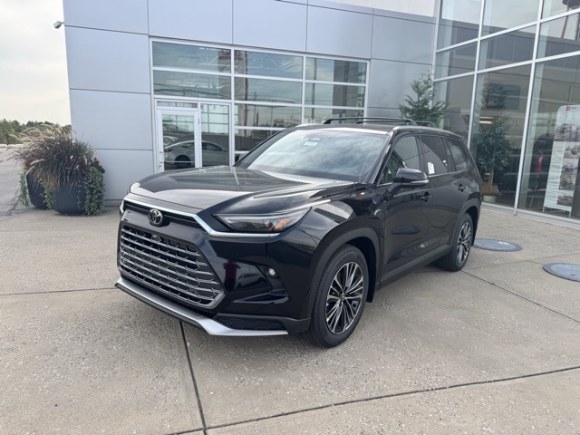2026 Toyota Grand Highlander Limited photo 6