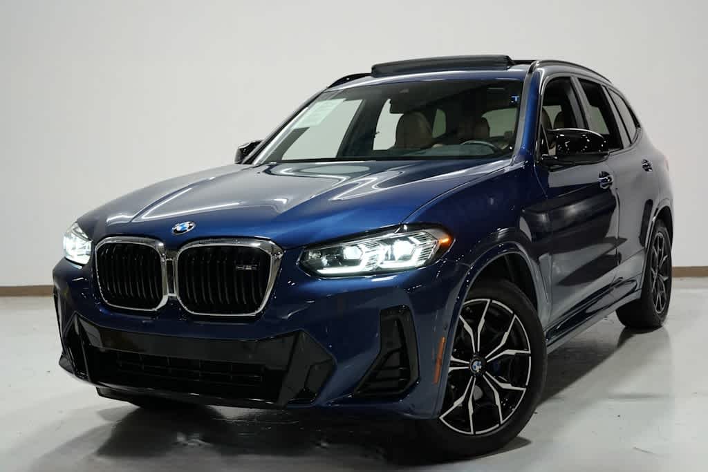 2022 BMW X3 40i's photo