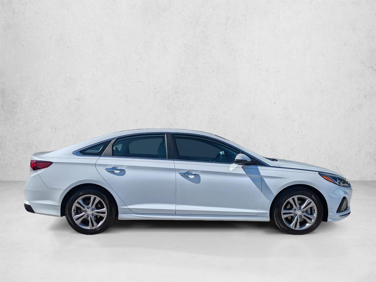 2019 Hyundai Sonata SEL photo 4