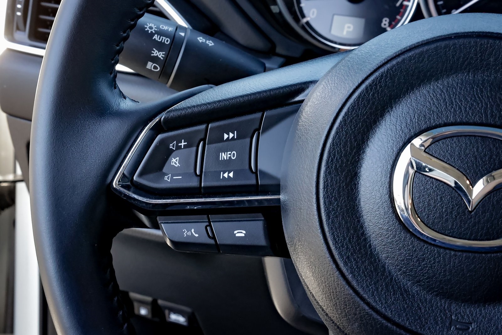 2024 Mazda CX-5 2.5 S Preferred photo 13