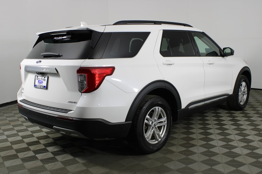 2023 Ford Explorer XLT photo 4