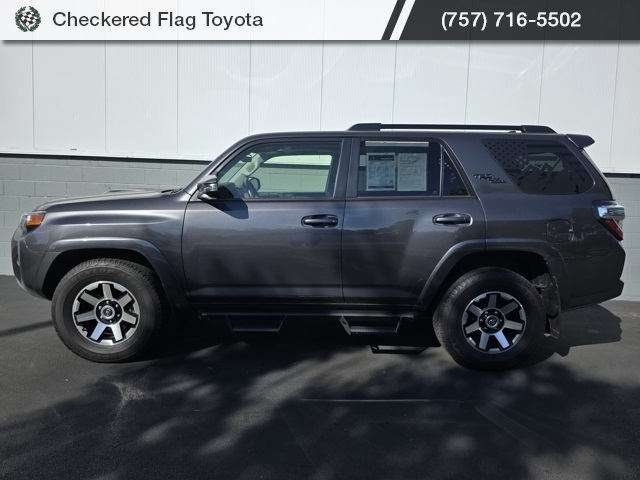 2023 Toyota 4Runner TRD Off-Road Premium photo 3