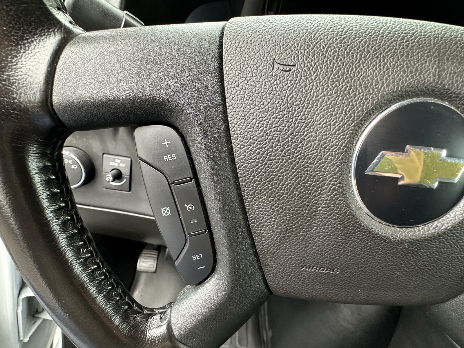 2023 Chevrolet Express Cargo Van photo 28