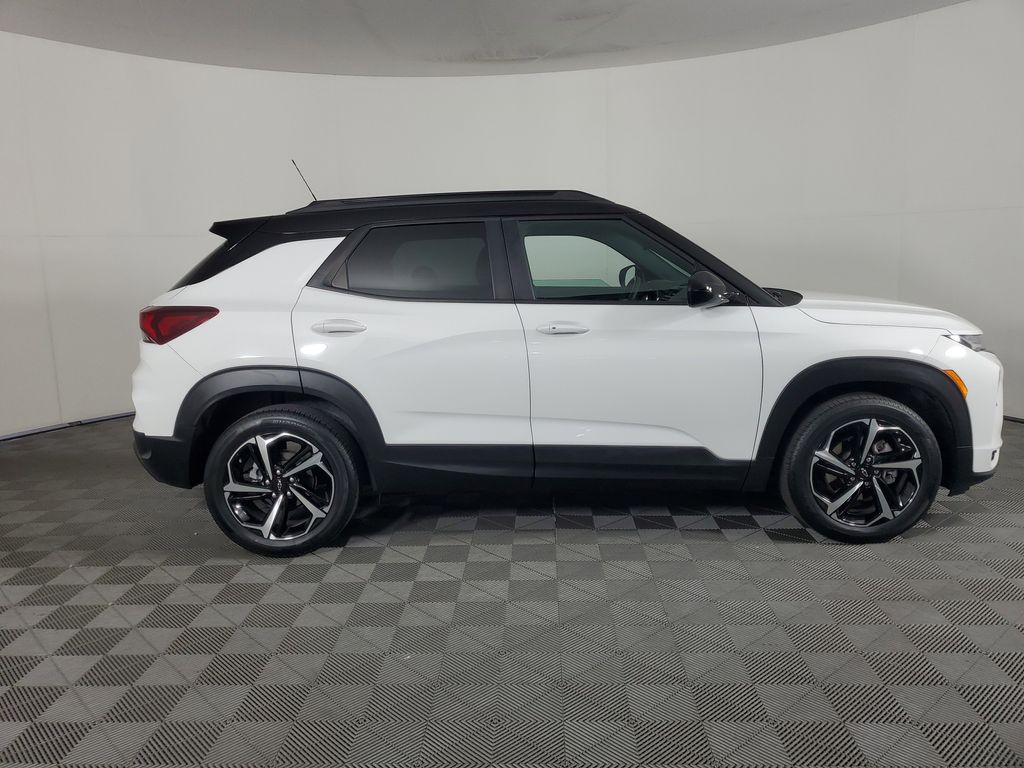 2021 Chevrolet Trailblazer RS photo 3