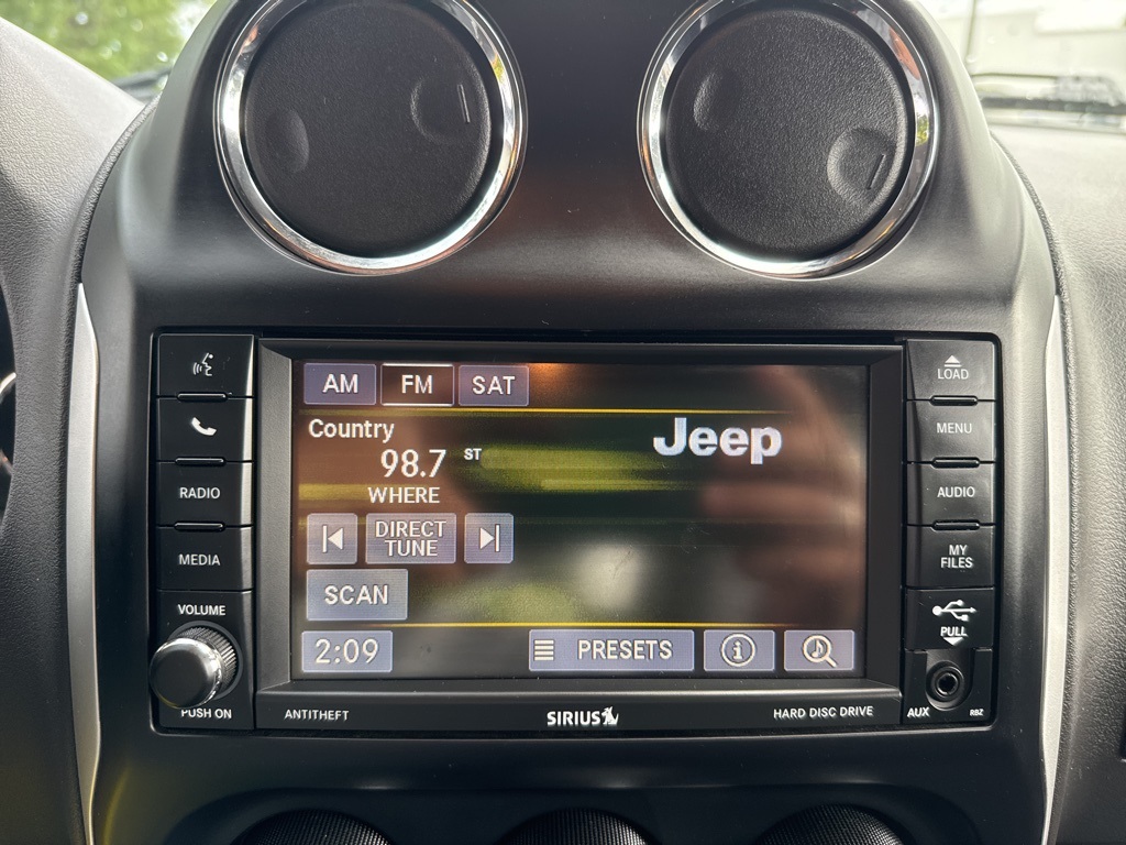 2017 Jeep Compass Latitude High Altitude photo 36