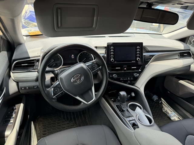 2023 Toyota Camry LE photo 4