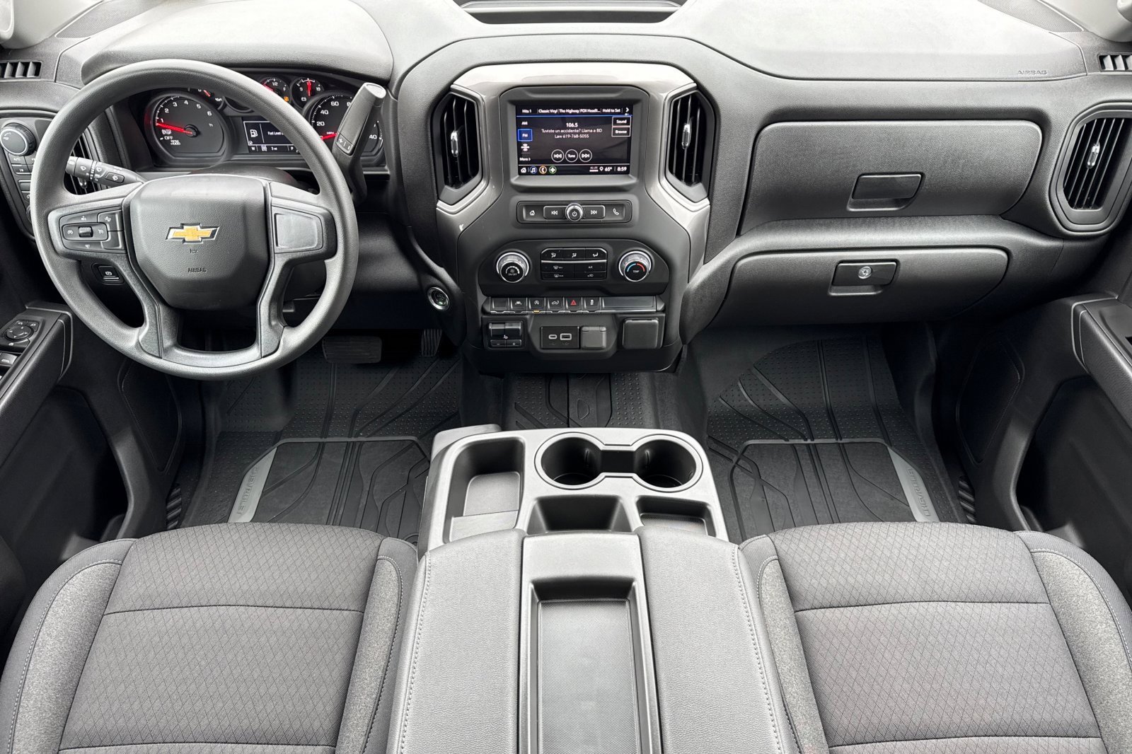 2025 Chevrolet Silverado 1500 Custom photo 13