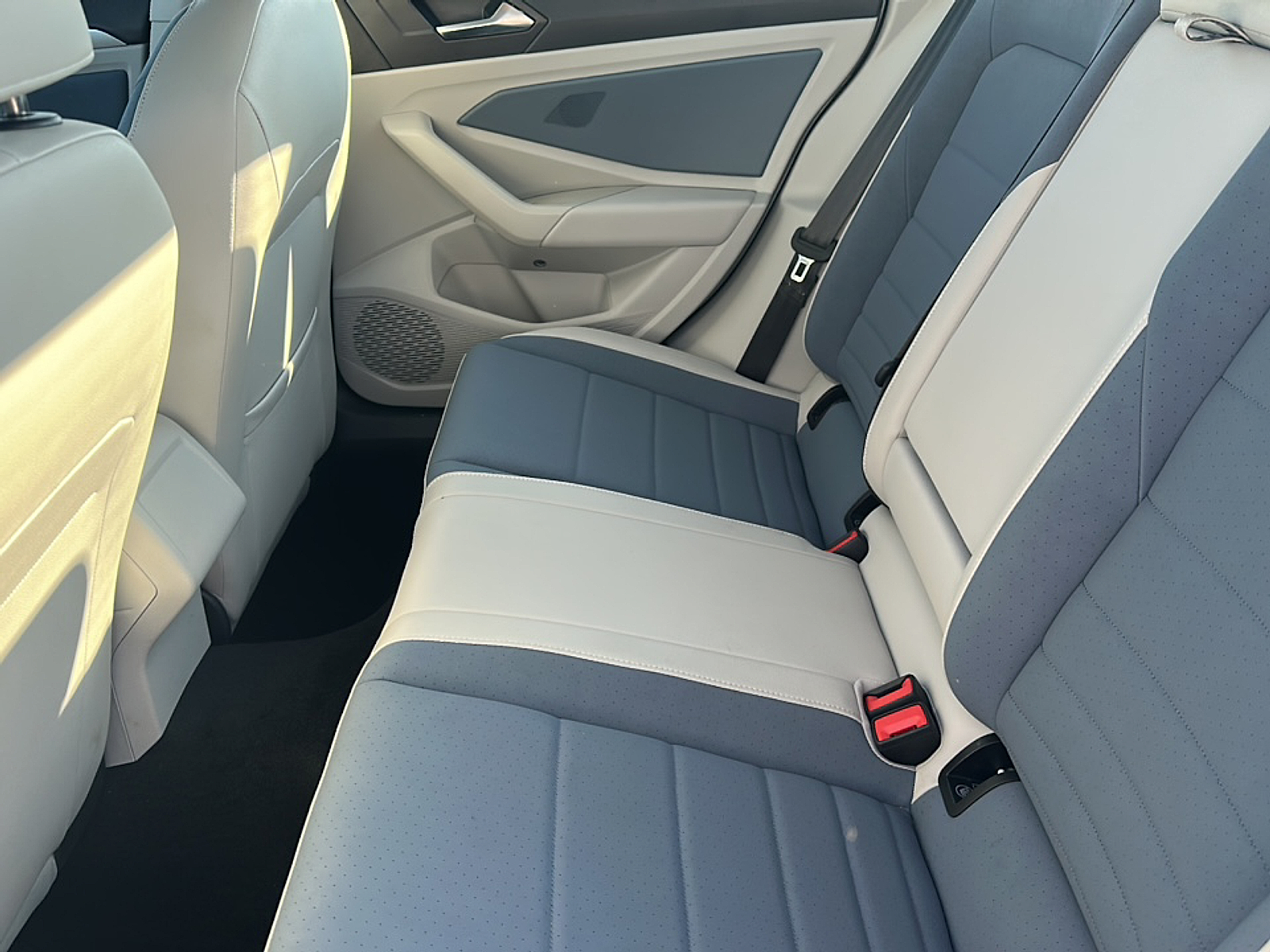 2025 Volkswagen Jetta 1.5T SE photo 10