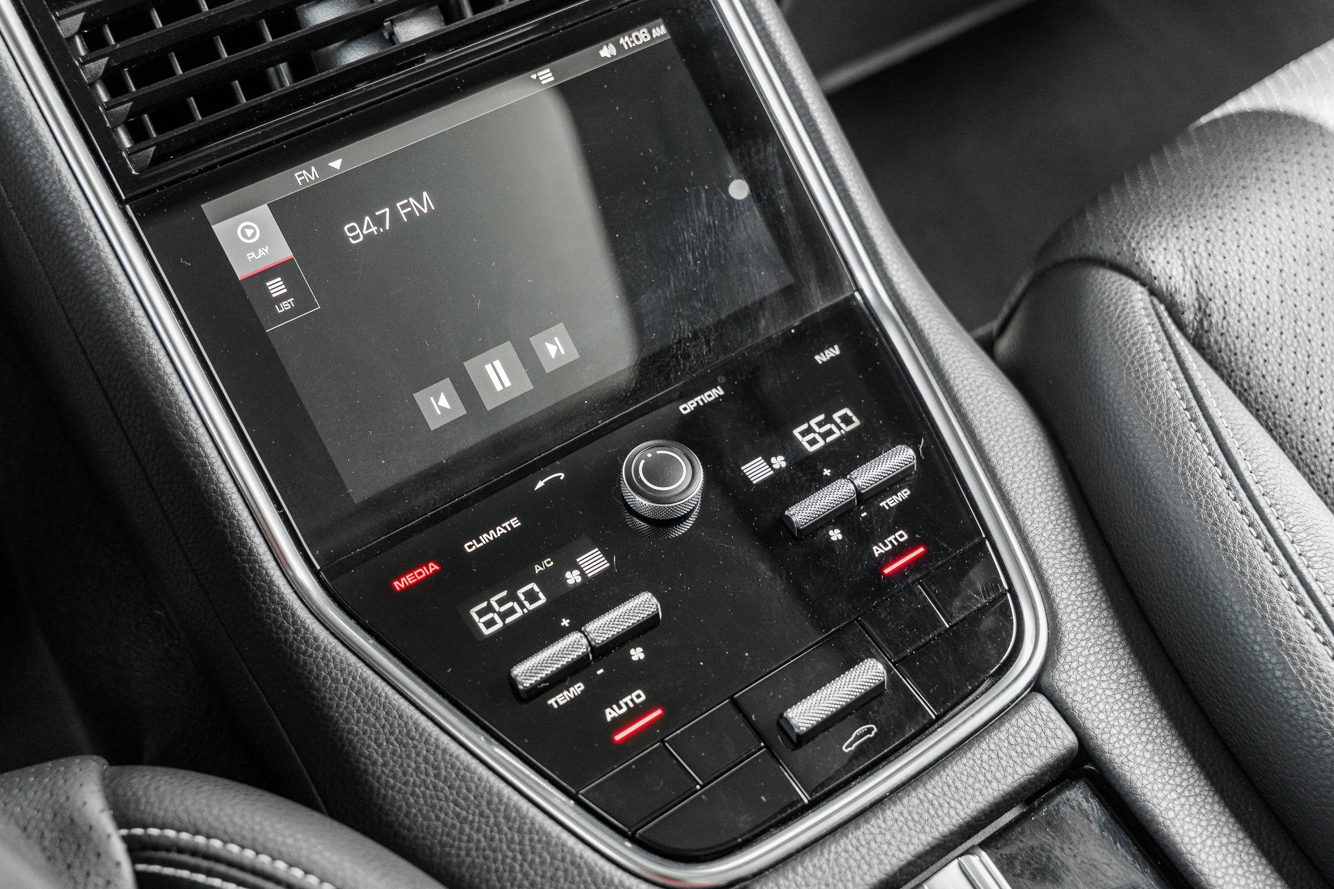 2020 Porsche Panamera 4 E-Hybrid photo 27