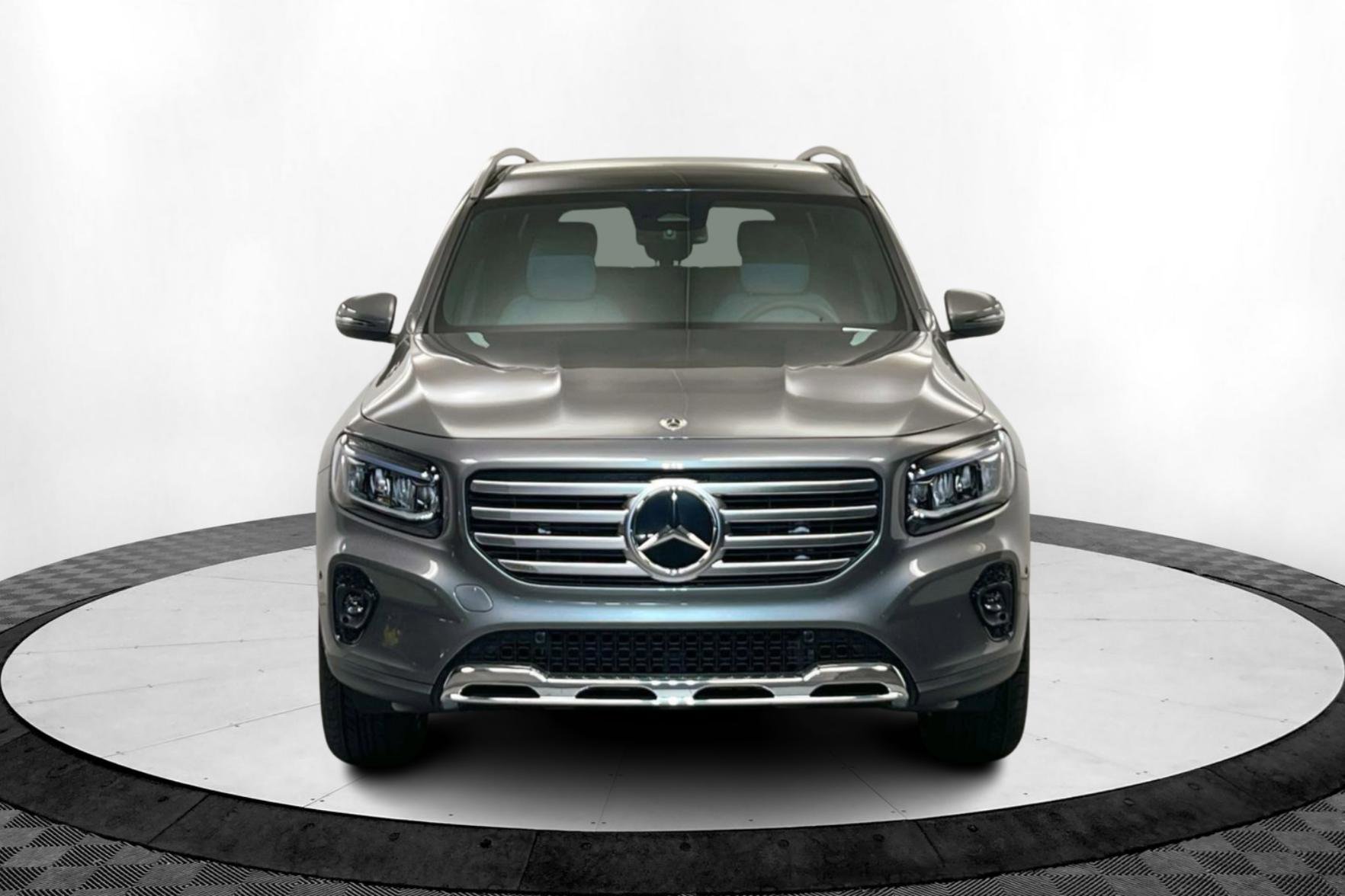 2026 Mercedes Benz GLB 250 4MATIC photo 7
