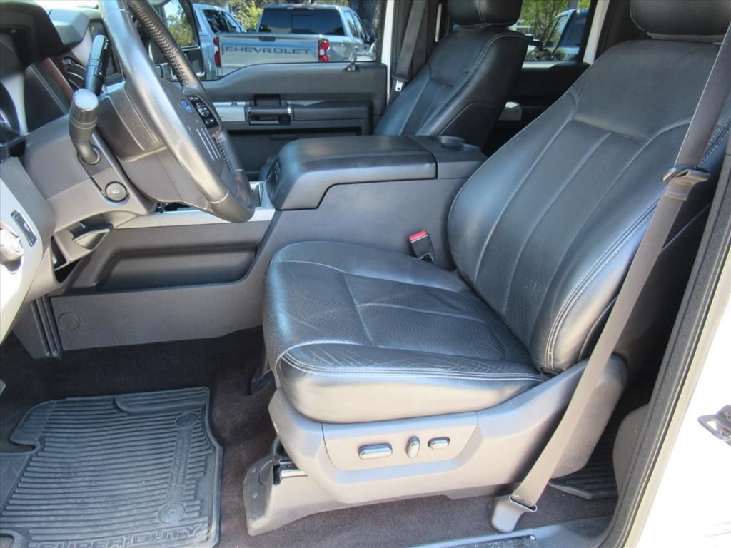 2015 Ford F-250 photo 16