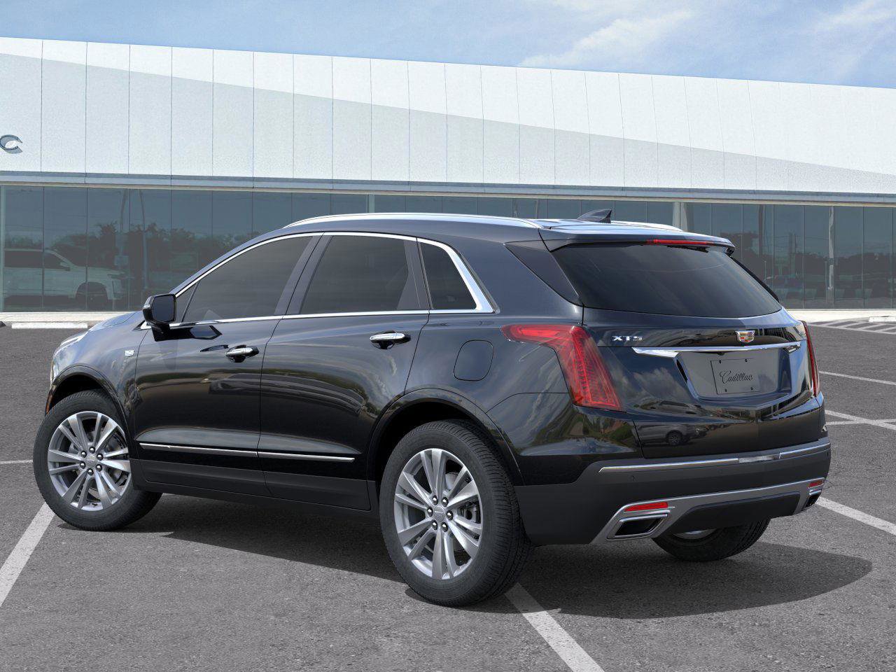 2025 Cadillac XT5 Premium Luxury photo 2