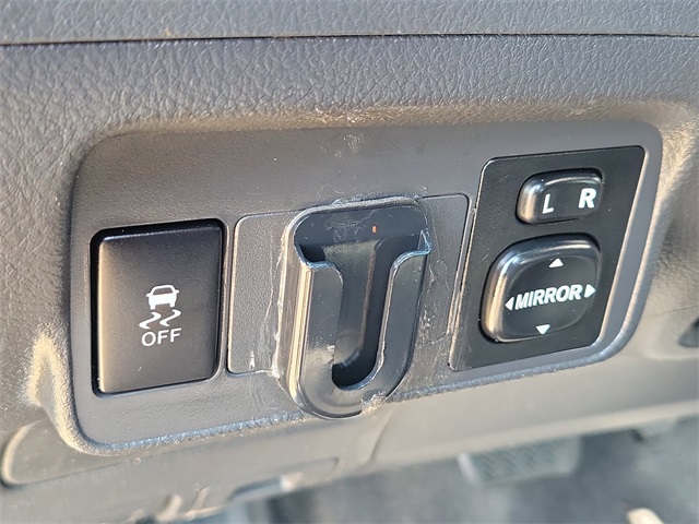 2013 Toyota Corolla S photo 17