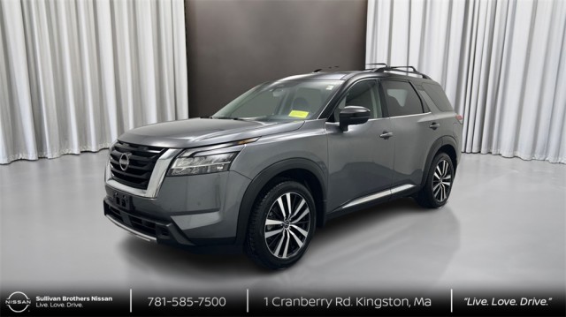 2024 Nissan Pathfinder Platinum