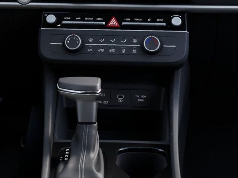 2026 Hyundai Tucson SE photo 16