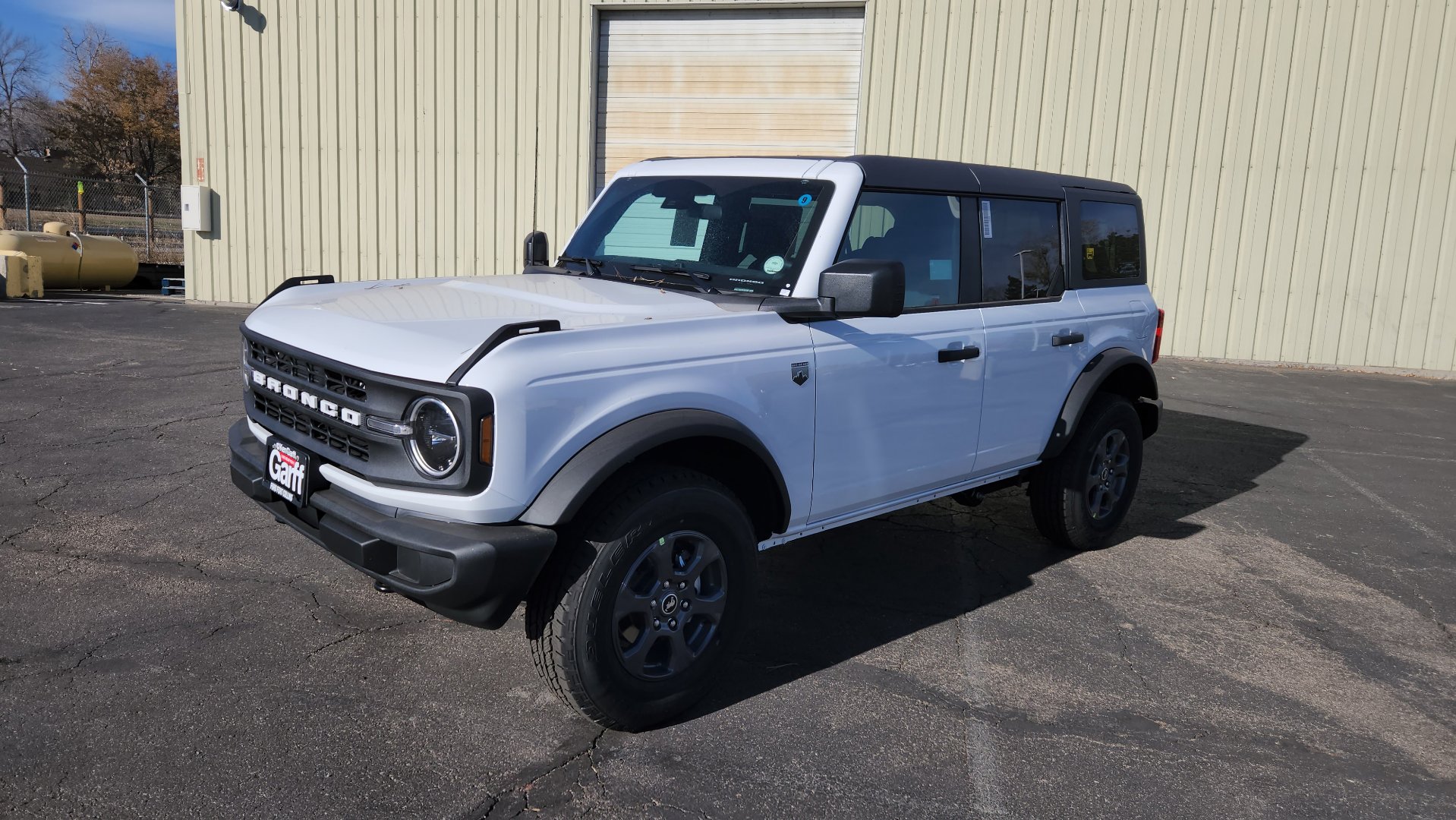 2025 Ford Bronco Big Bend photo 2