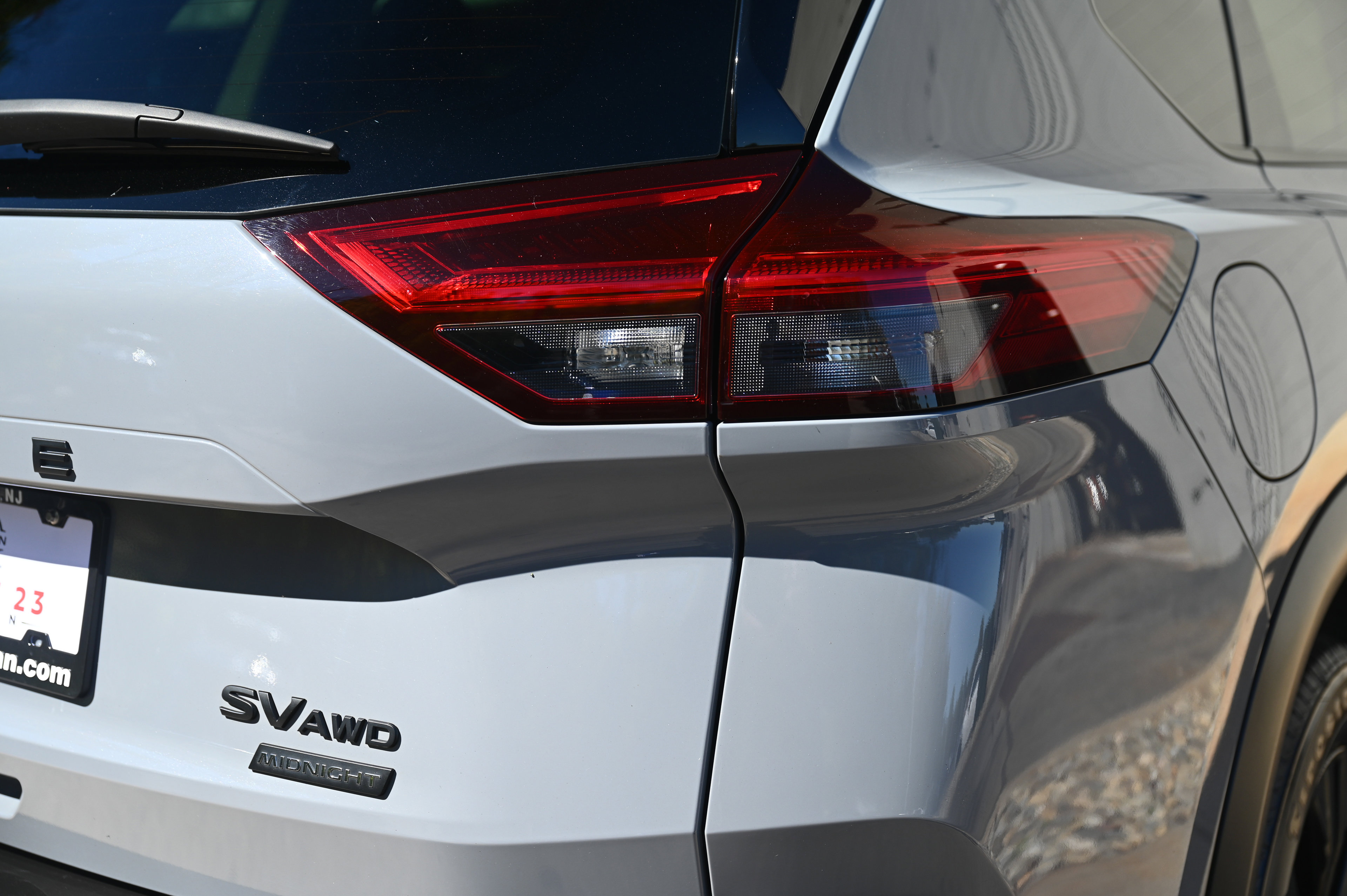 2023 Nissan Rogue SV photo 7