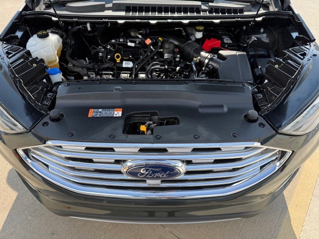 2022 Ford Edge Titanium photo 35