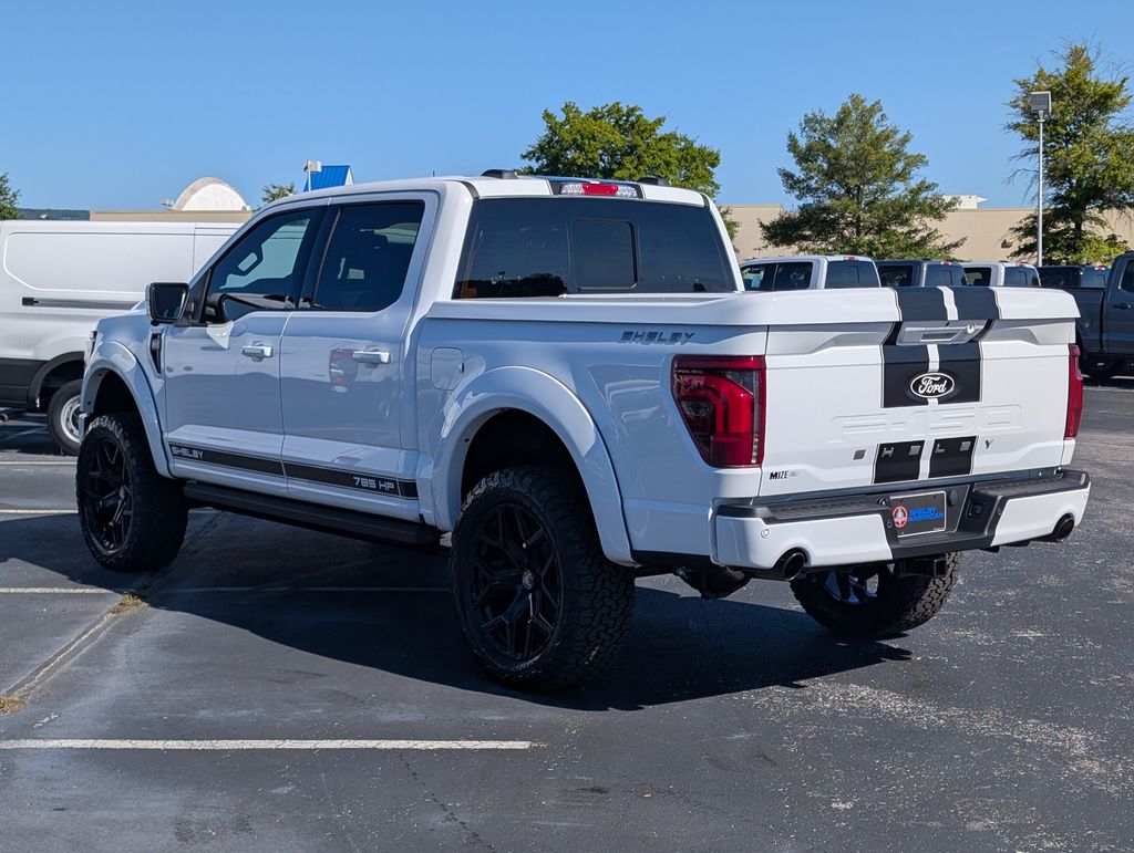 2025 Ford F-150 Lariat photo 2