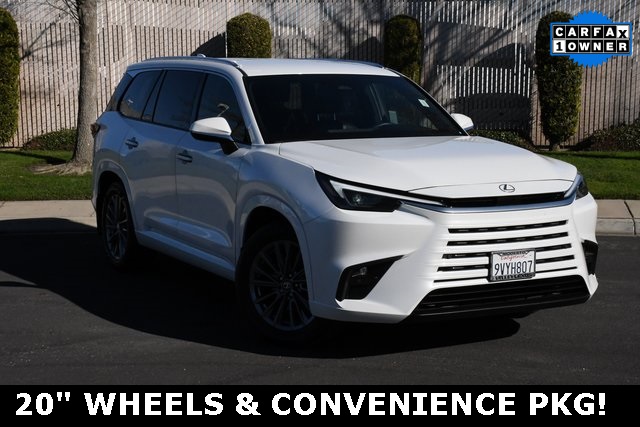 2026 Lexus TX's photo