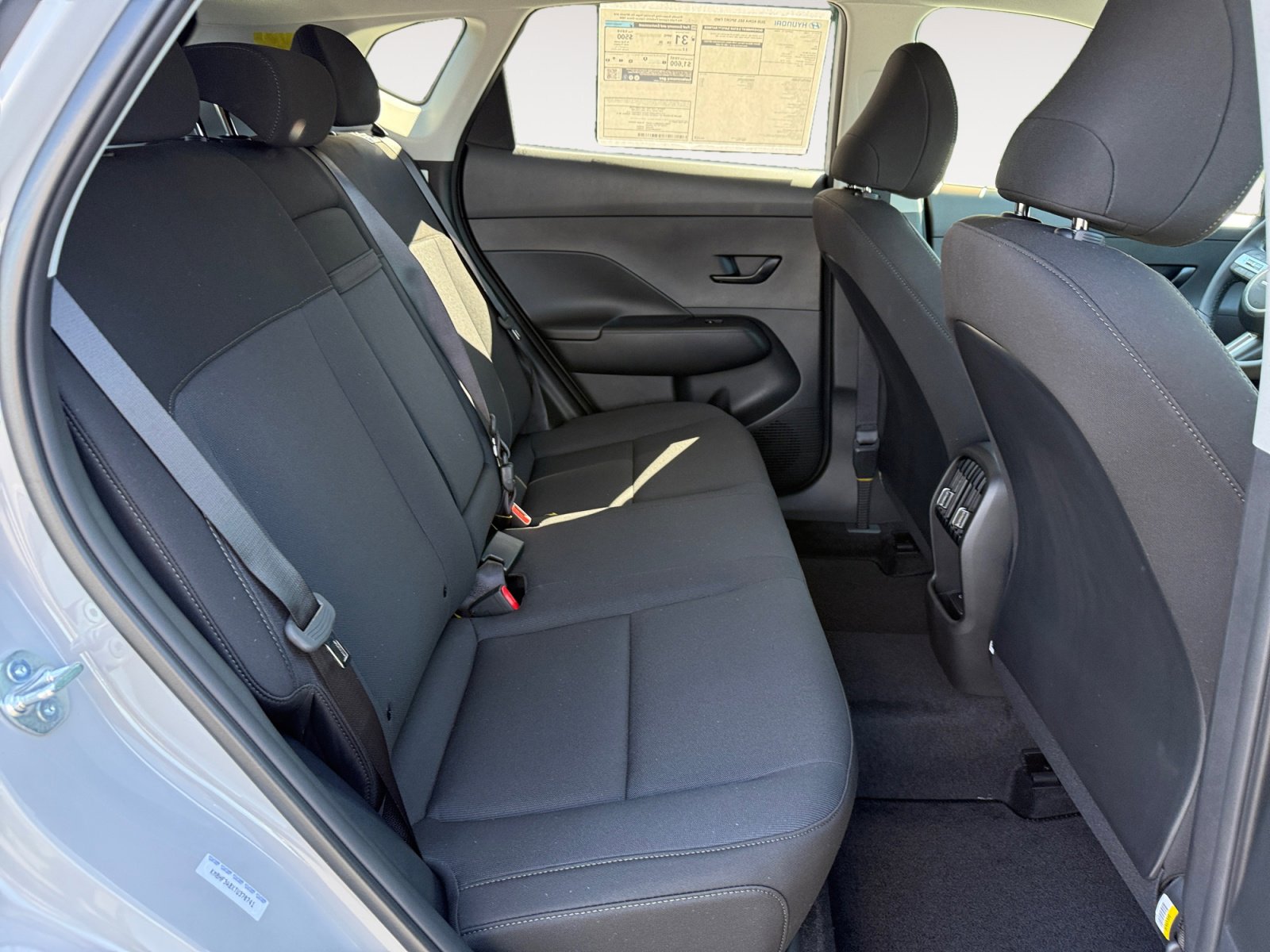 2026 Hyundai Kona SEL photo 18