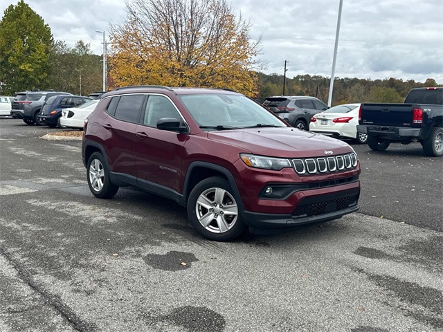 Used 2022 Jeep Compass Latitude with VIN 3C4NJCBB2NT182488 for sale in Crossville, TN