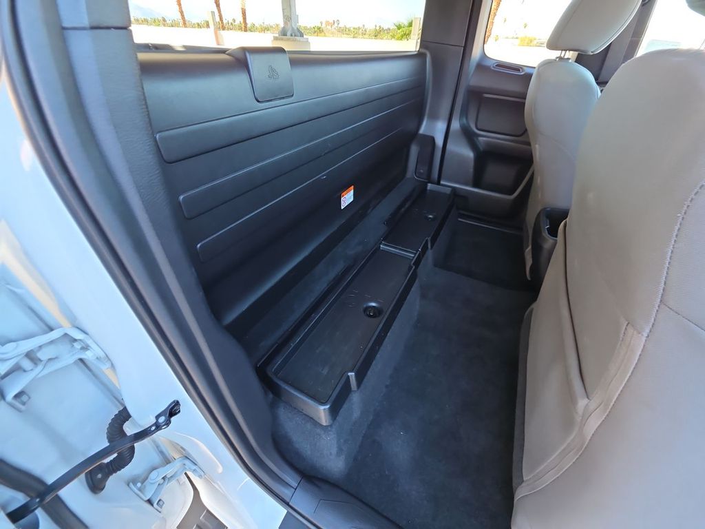 2020 Toyota Tacoma SR photo 27