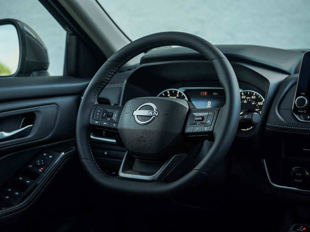 2026 Nissan Rogue SV photo 15