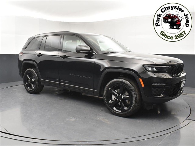New 2025 Jeep Grand Cherokee Limited Utility in Burnsville