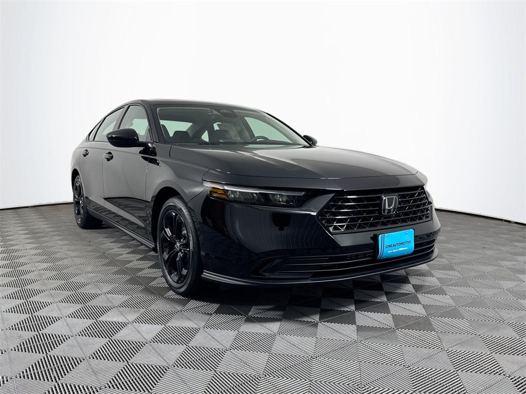 2025 Honda Accord SE photo 4