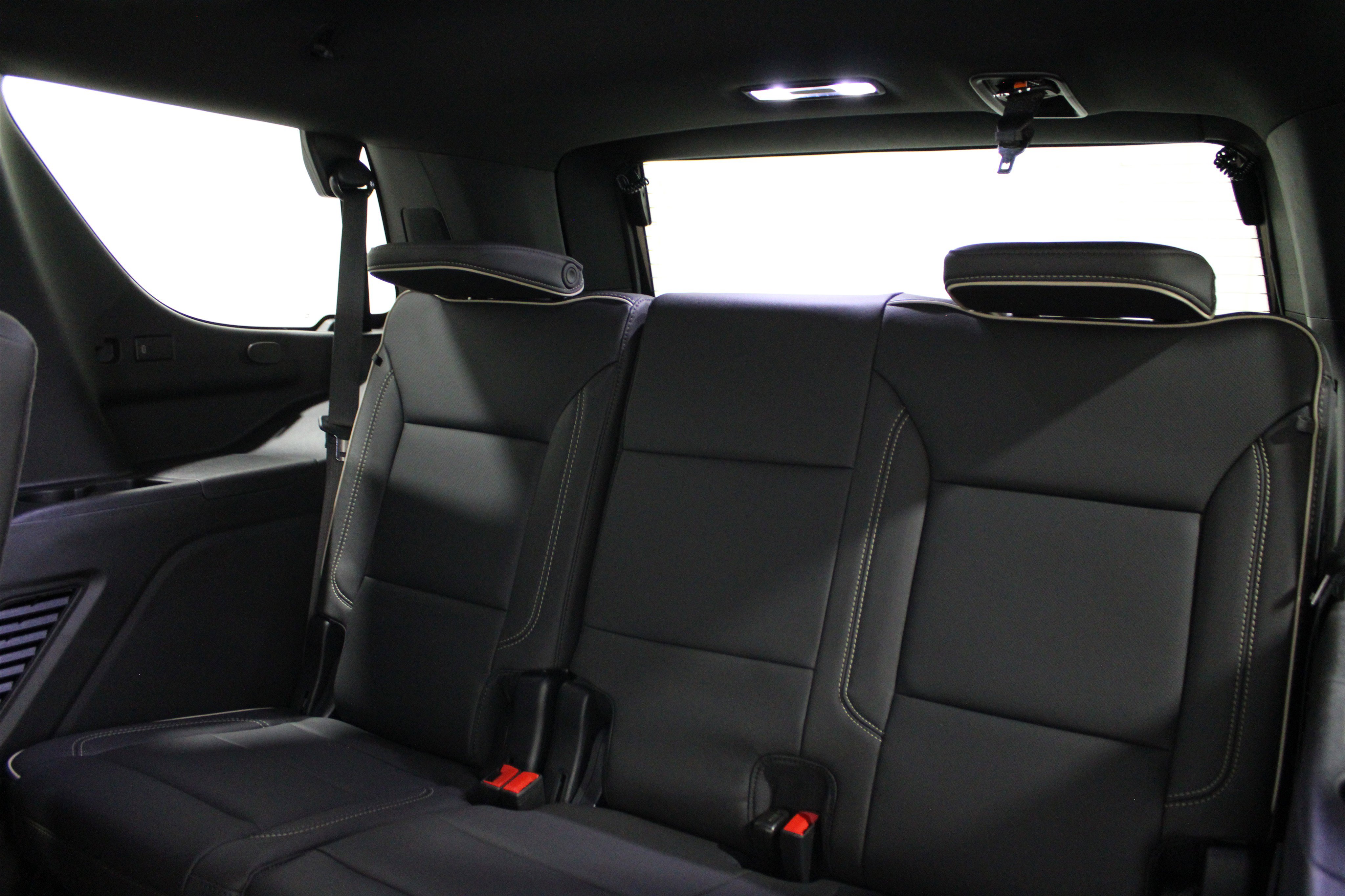 2025 Chevrolet Tahoe Premier photo 13