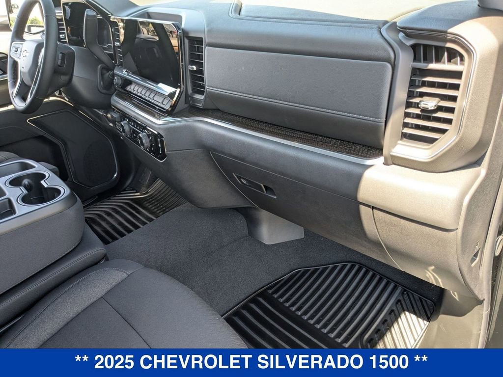 2025 Chevrolet Silverado 1500 LT photo 32