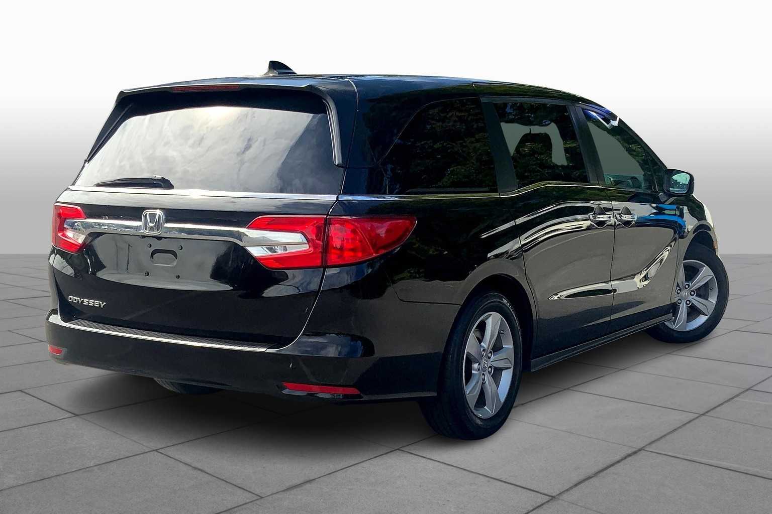 2020 Honda Odyssey EX-L photo 12