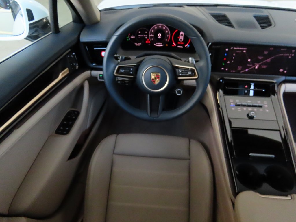 2024 Porsche Panamera 4 photo 21
