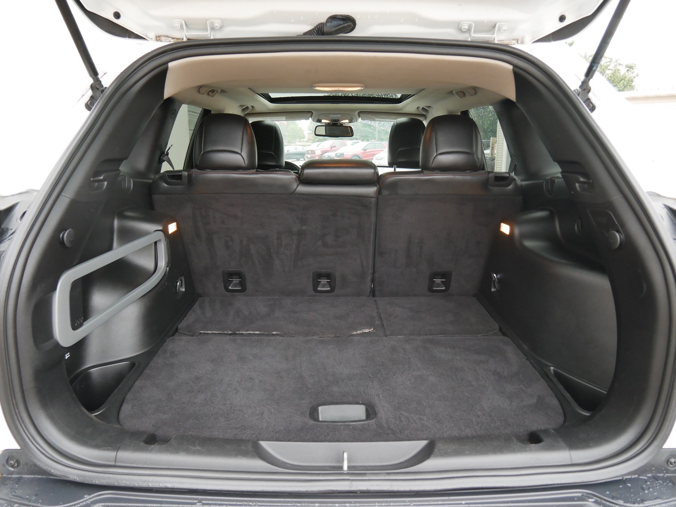 2016 Jeep Cherokee Trailhawk photo 7